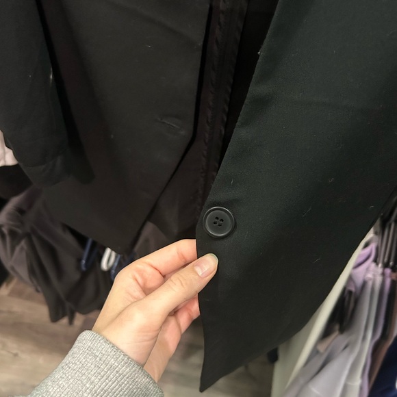 Black blazer - Picture 4 of 4